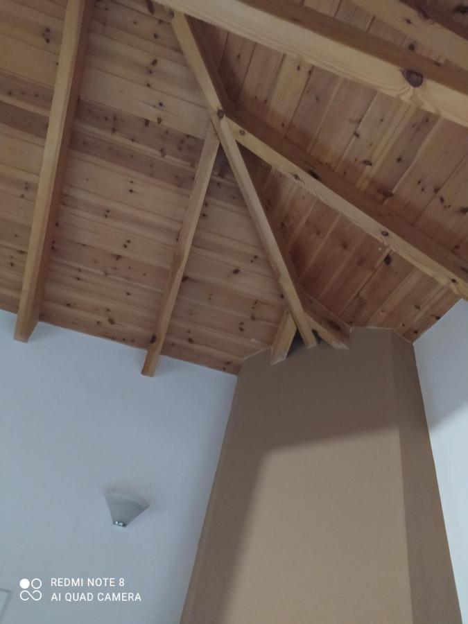 Ozena Countryside Apartment Vromonérion エクステリア 写真