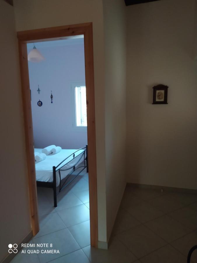 Ozena Countryside Apartment Vromonérion エクステリア 写真