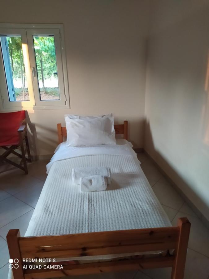 Ozena Countryside Apartment Vromonérion エクステリア 写真